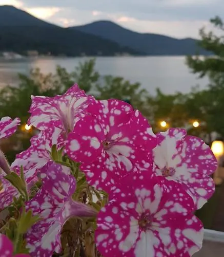 Διαμέρισμα George 2 *